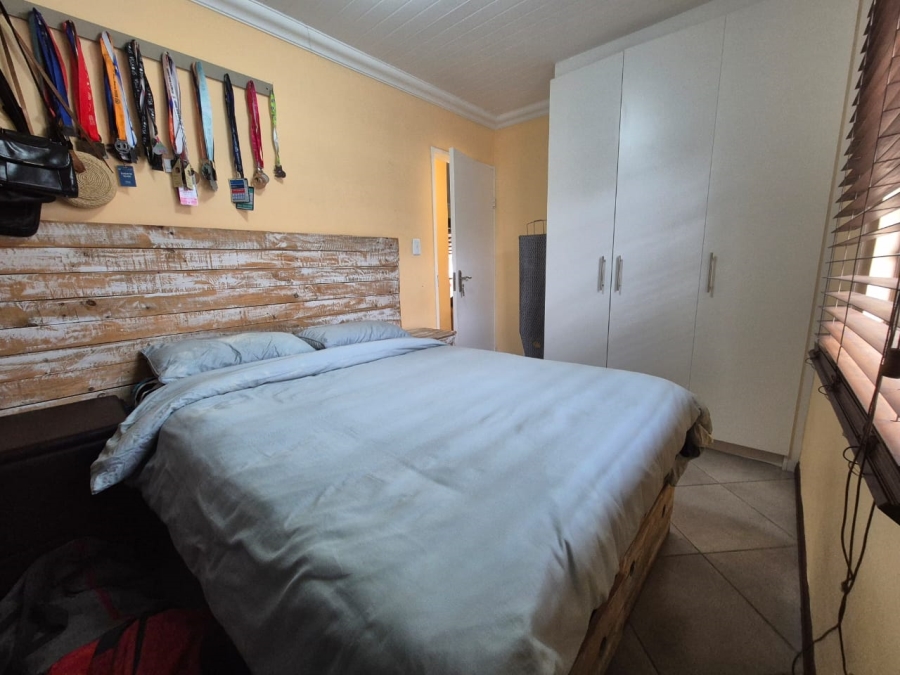 To Let 2 Bedroom Property for Rent in Rondevallei Western Cape